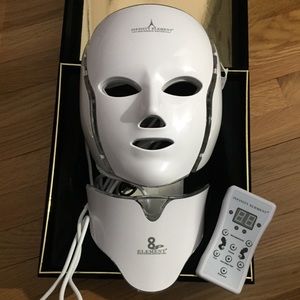 Prédiré Paris 8 Element LED Mask